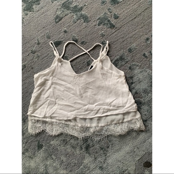Forever21 large white crop top with lace - Picture 1 of 2